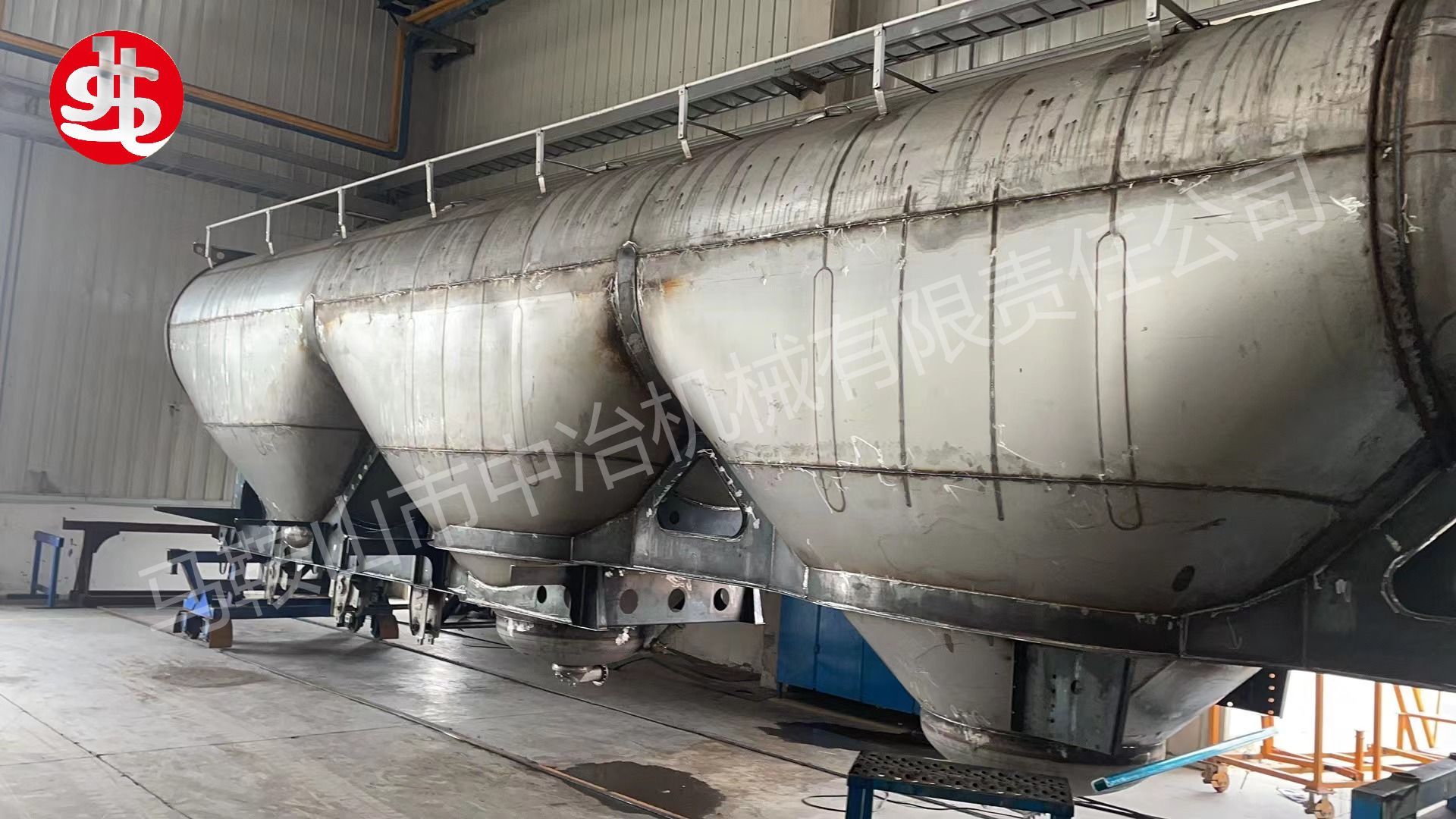 工程車輛焊接件