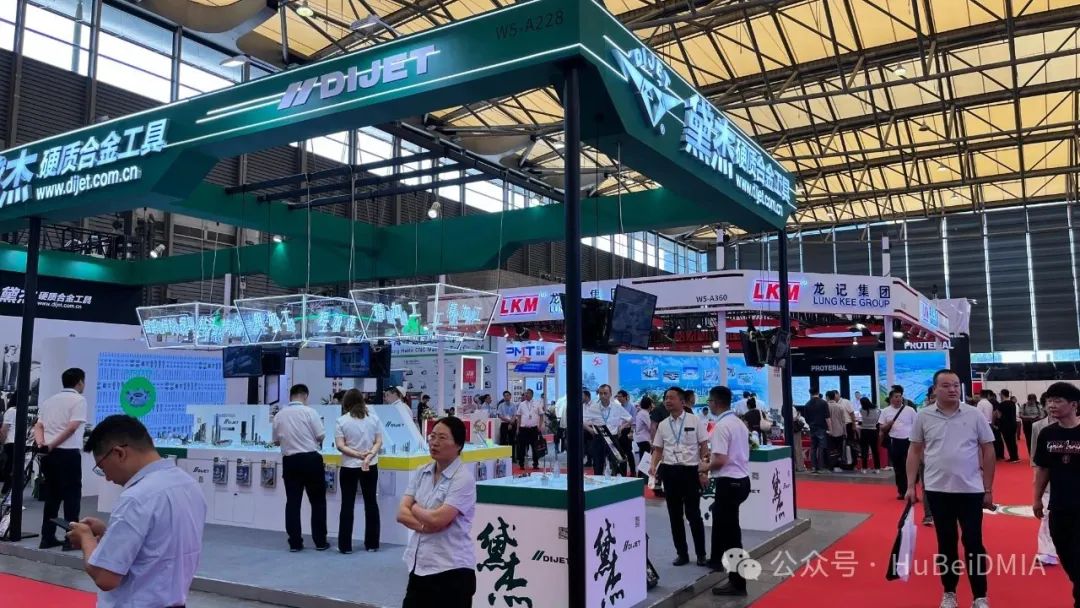 協會動態(tài) | 中國模具工業(yè)協會九屆十次理事會及第二十四屆中國國際模具技術和設備展覽會 綜合報道 協會動態(tài) | 中國模具工業(yè)協會九屆十次理事會及第二十四屆中國國際模具技術和設備展覽會 綜合報道